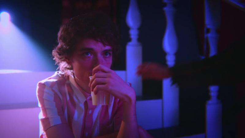 Кадры из сериала Половое воспитание / Сексуальное просвещение (2019)
